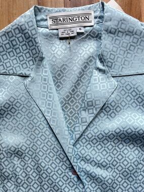 Starington 100% Silk Light Blue Button-Up Blouse size 6